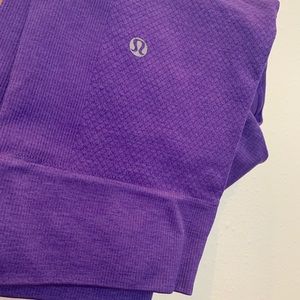 Lululemon purple carpi leggings
